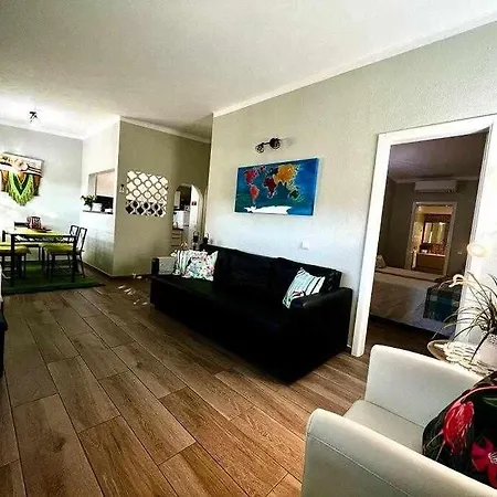 Casa de Férias House By Fhr Estacionamento E Wi-fi