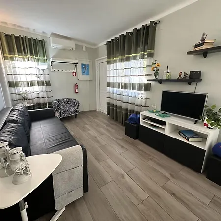Green House Quarteira By Fhralgarve بيت للعطل