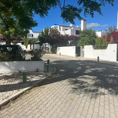Green House Quarteira By Fhralgarve * كوارتيرا